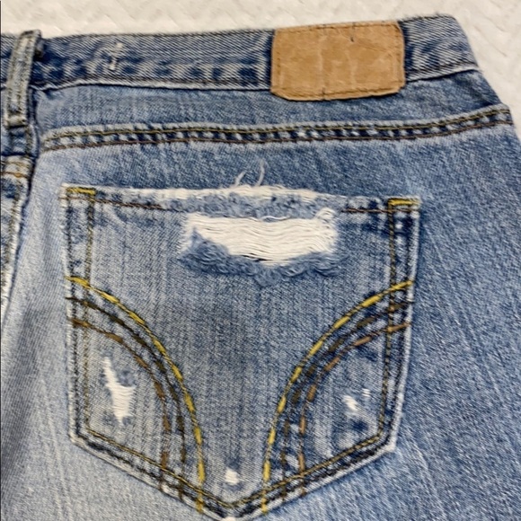 Hollister Distressed Jean Denim capris knee pants - Picture 3 of 6